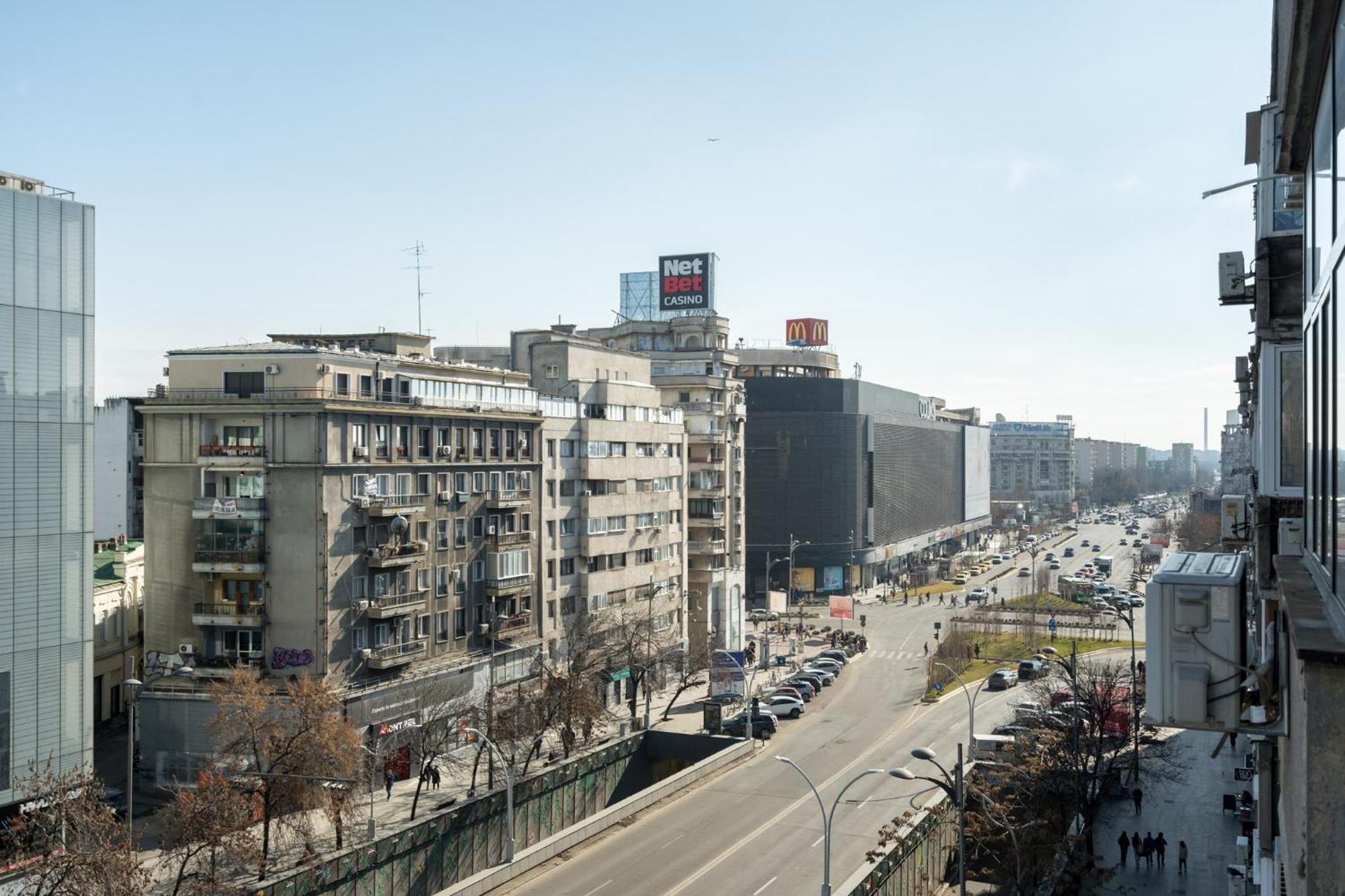 Central Aesthetic Apartment Bucarest Extérieur photo